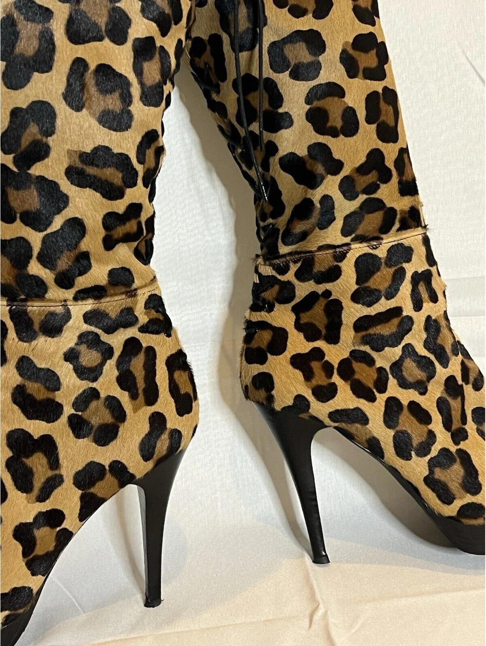 Stuart Weitzman Leopard Calf Hair Platform Knee High Boots Women’s 9.5 NWOT.